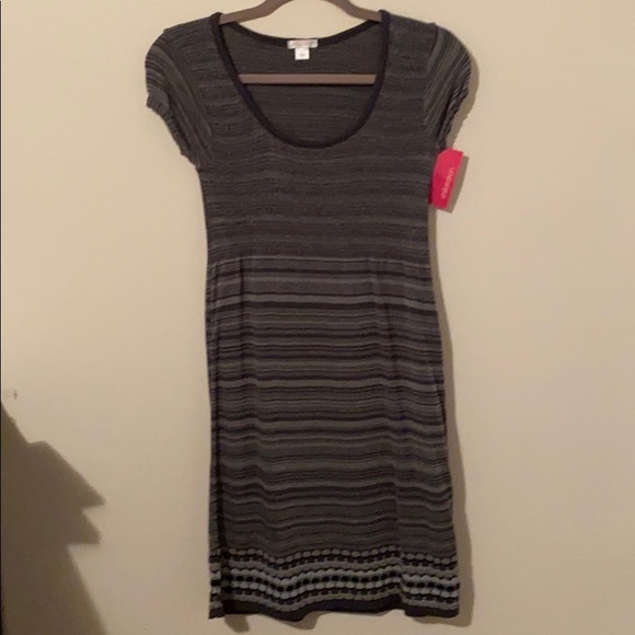 NWT KNIT GRAY OMBRÉ DRESS FITTED WITH STRENGTH XHILARATION DRESS ⭐️⭐️⭐️⭐⭐️ - Picture 4 of 9